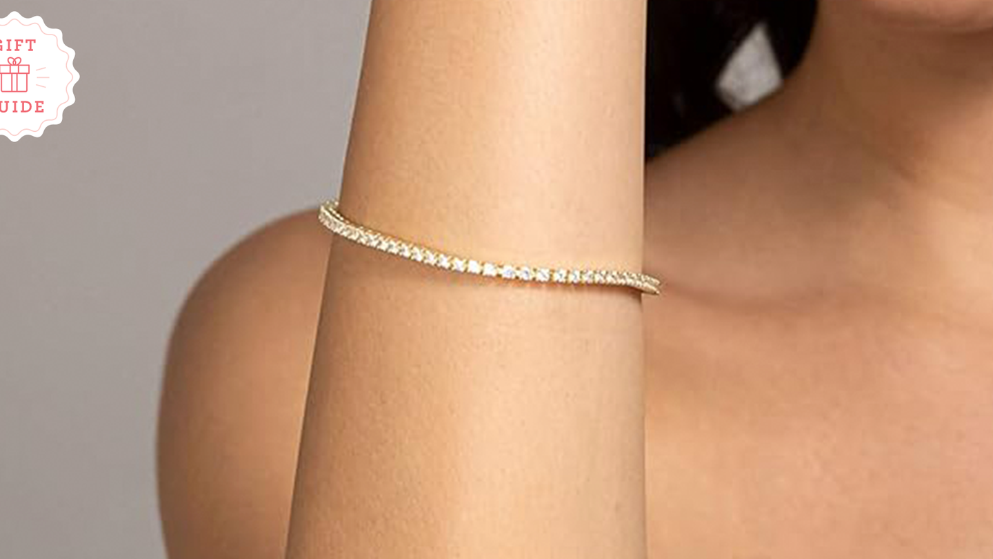 Your Wife Will Be Obsessing Over This Beautiful $16 Tennis Bracelet