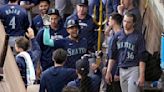 Julio Rodriguez reunites with an old friend after finally hitting 1st homer of season for Mariners