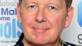 Late broadcaster Bill Turnbull honoured with annual prize for medical students