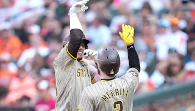 Padres firing 'on all cylinders' as winning streak reaches season-best 7 games