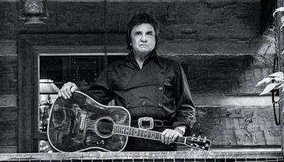 Johnny Cash: esce l'album di canzoni inedite "Songwriter", realizzato dal figlio John