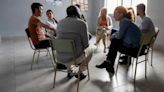 Salud mental: proyecto de ley para servicios psicológicos comunitarios recibió luz verde en Colombia