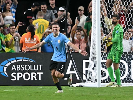 Copa América: El Uruguay de Bielsa, con la receta de la garra charrúa, eliminó a Brasil por penales y es semifinalista