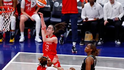 Caitlin Clark becomes first WNBA rookie to record triple-double as Indiana Fever triumph over New York Liberty - Eurosport