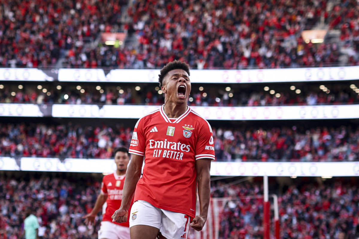 David Neres on the radar for Napoli, as Benfica would accept 25m