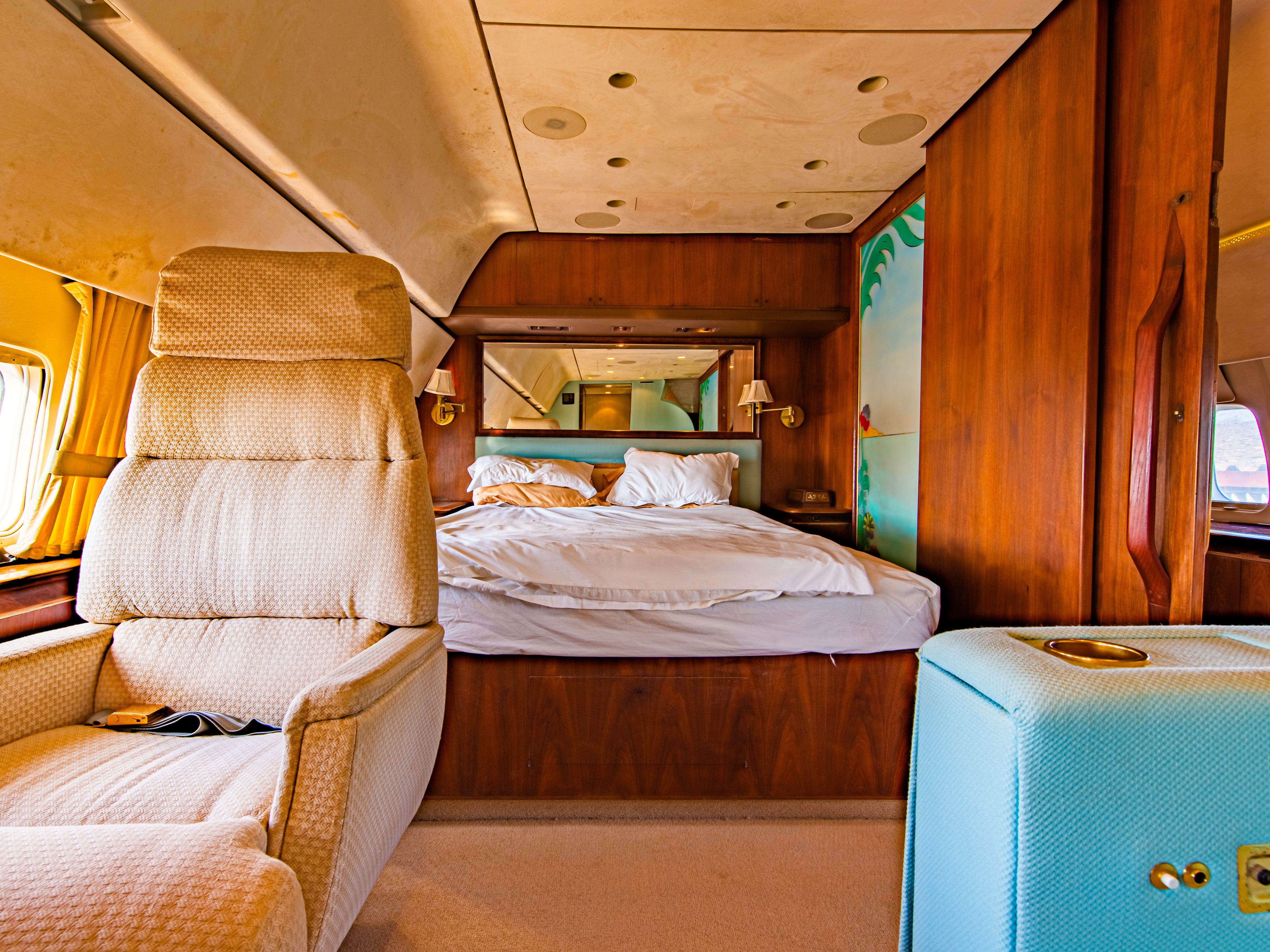 See inside a Boeing 727 salvaged from an aircraft 'graveyard' and converted into a lavish Airbnb that starts at $438 a night