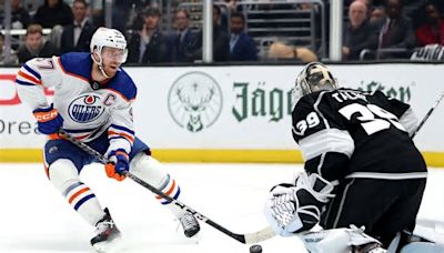 Kings Eliminated by Oilers as NHL Fans Hail Connor McDavid, Leon Draisaitl Dominance