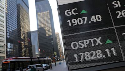 TSX dragged down as recession fears trump rising rate cut bets