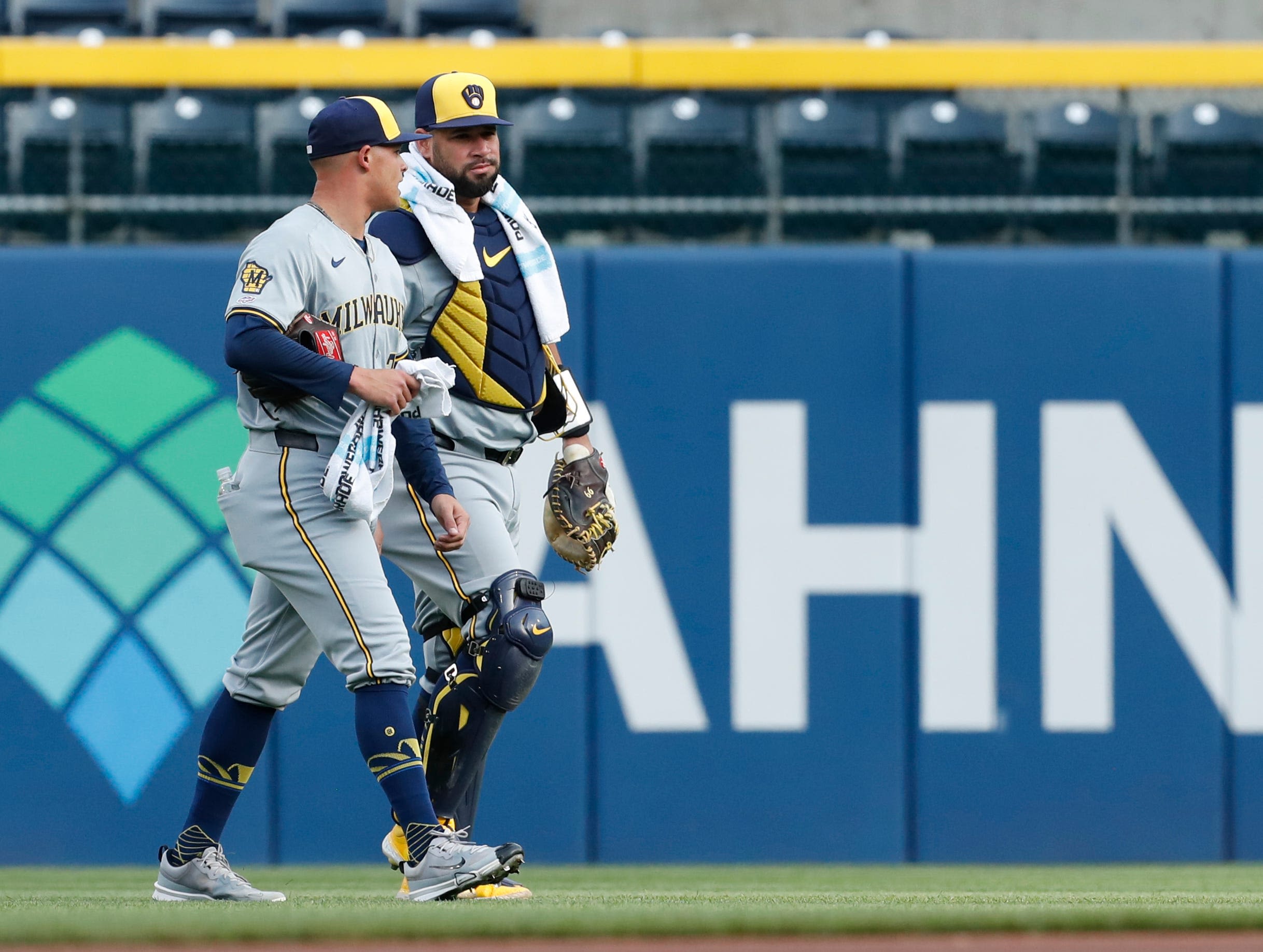 Milwaukee Brewers vs Chicago Cubs: live score, game highlights, starting lineups