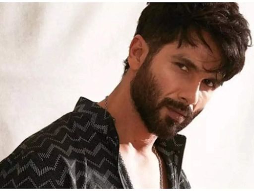 Shahid Kapoor says some actors always look the same in every movie because they love themselves too much | Hindi Movie News - Times of India