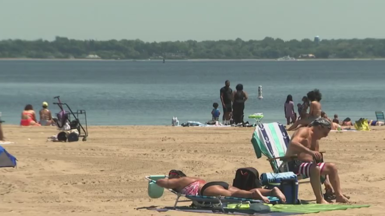 ‘Best beach in the world’: Bronx residents hit the beach for Memorial Day weekend