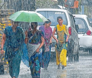 IMD warns of harsh winter as La Nina set to emerge; monsoon withdrawal delayed | Today News