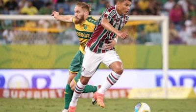 Fluminense encerra jejuns e volta a vencer fora de casa no Brasileirão
