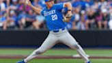 Kentucky shuts down Indiana State to advance to Super Regionals