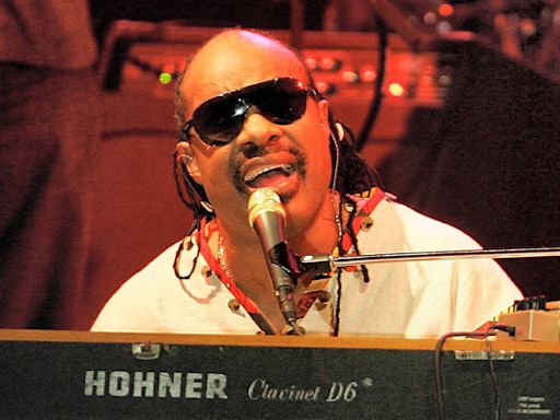 Stevie Wonder Celebrates 74th Birthday with Jubilant Trip to Ghana (See Video) - Showbiz411