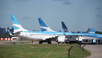 Aerolíneas Argentinas se desprendió de 200 empleados por su plan de retiros voluntarios