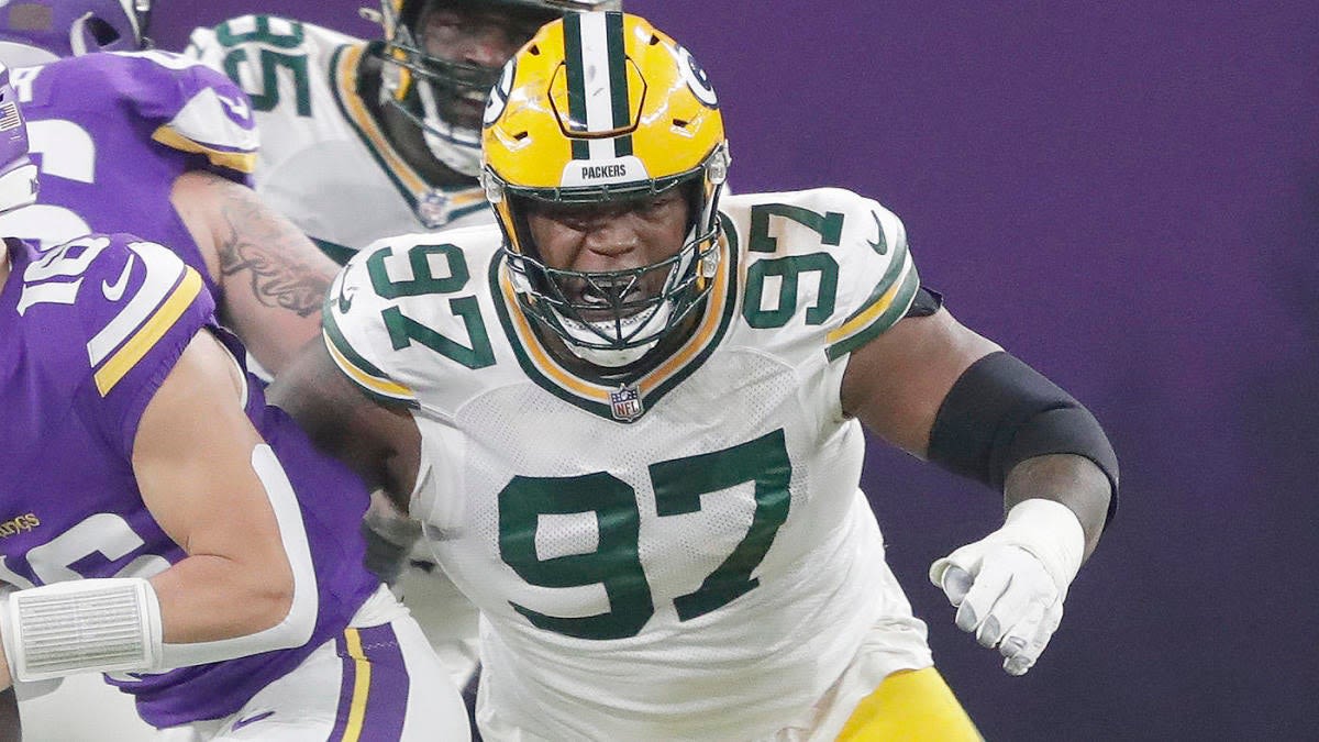 Packers praise NT Kenny Clark following contract extension worth reported $64 million: 'He's a pro's pro'