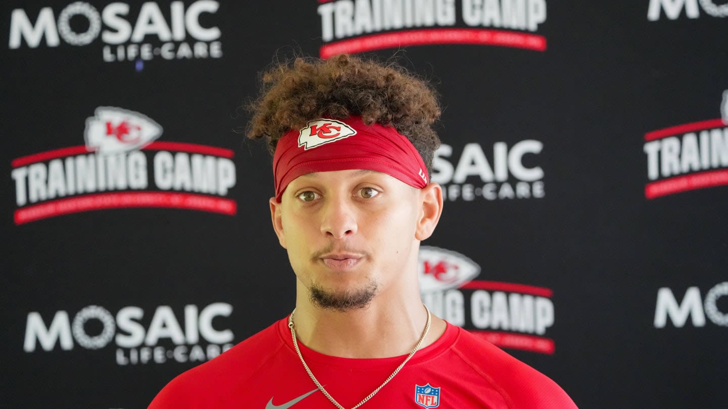 Chiefs' Patrick Mahomes Addresses Idea He's Underpaid Relative to Other Top QBs