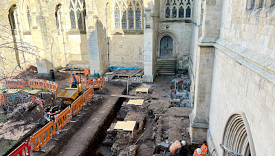 1,900-year-old Roman legionary fortress unearthed next to UK cathedral