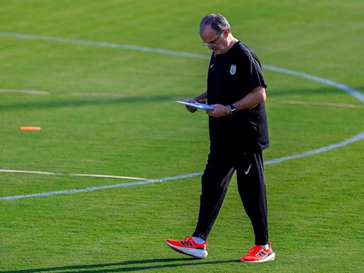 Luis Diaz given advanced warning as Marcelo Bielsa goes public with blueprint to stop Liverpool star