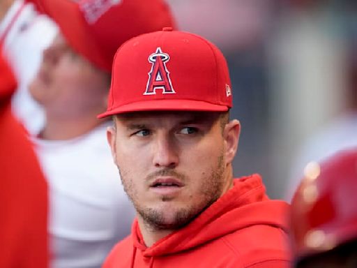 Angels OF Mike Trout leaves early from first rehab start in minors due to knee soreness