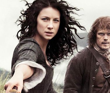 Outlander fans 'in tears' as Starz drama reaches major milestone this week