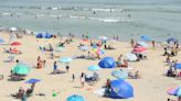 Popular Cape Cod beach re-opens for swimming after bacteria shut it down