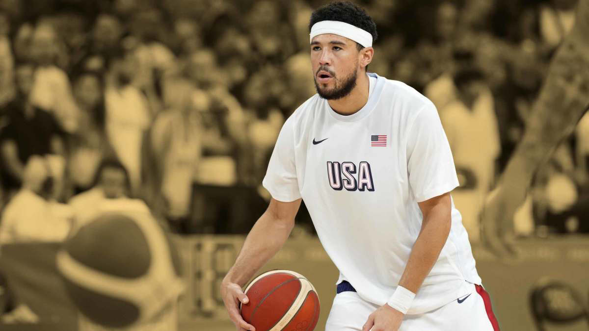 "USA Basketball better get some NBA stars that know how to play a role" - Devin Booker's tweet accepting Kyle Kuzma's challenge resurfaces