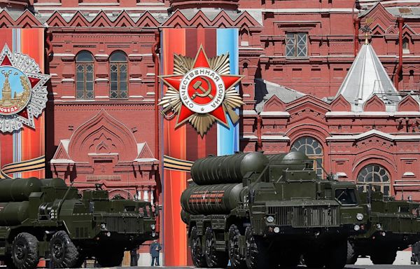 Russia's fearsome S-400 air-defense system isn't quite living up to the hype in Ukraine