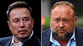 "La gente ha hablado": Elon Musk restablece la cuenta de X del conspiracionista Alex Jones tras una encuesta