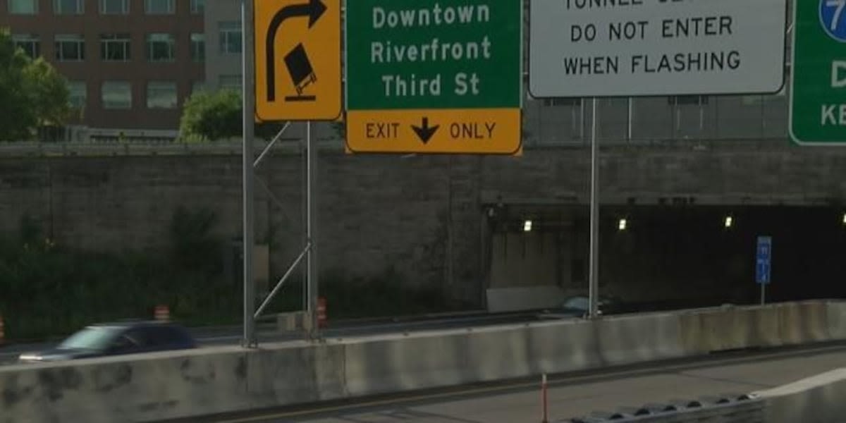 SB I-71 closing at the Lytle Tunnel during rush hour for Warner Bros. movie shoot