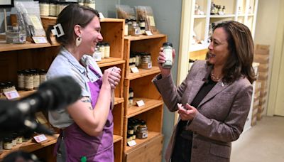 Penzeys Spices draws backlash — and support — after Kamala Harris visit