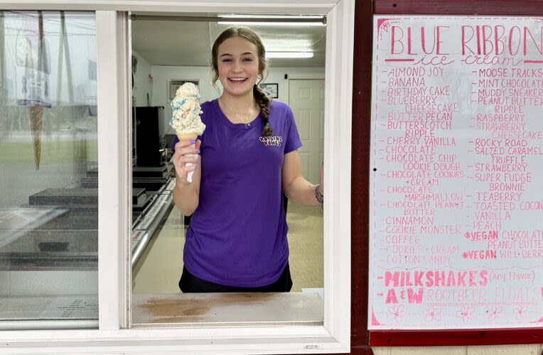 Hughesville teen reopens ice cream stand