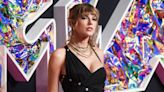 Taylor Swift continues to dominate with second consecutive video of the year win at MTV VMAs