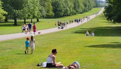 UK set for hottest day of the year with temperatures predicted to hit 35C | ITV News