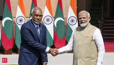 Maldives comes back to India, after rubbing shoulders with the Dragon