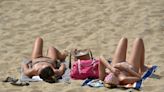 AOK-Umfrage: Über 80 Prozent der Deutschen legen Wert auf Schutz vor UV-Strahlung