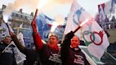 Olympics-Police officers stage Paris bus parade to demand better work conditions