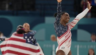 Simone Biles suma su segundo oro de París en el concurso completo