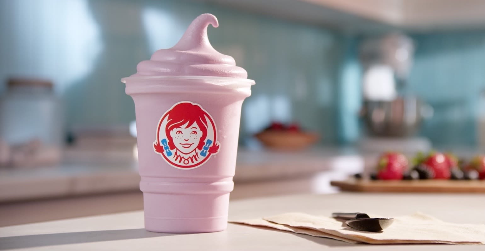 Wendy’s offers Triple Berry Frosty, hones summer promos