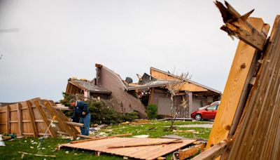 Casi 11 millones de personas quedan bajo alerta después del tornado que dejó varios muertos en Iowa