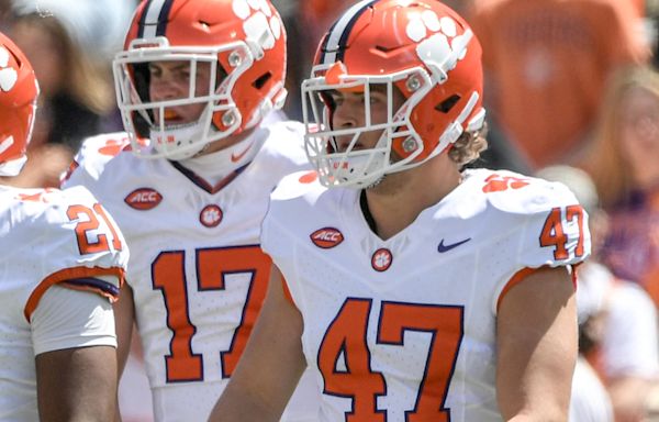 Clemson linebacker Sammy Brown is a freshman ‘quickly meeting the hype’