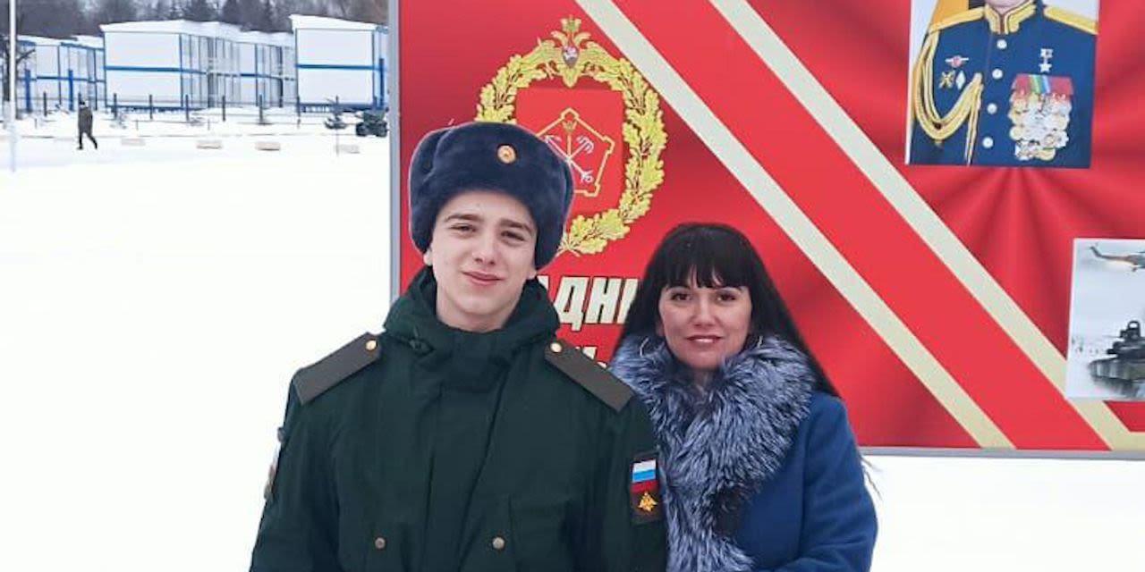 Angry Families of Missing Russian Soldiers Want Answers From Putin