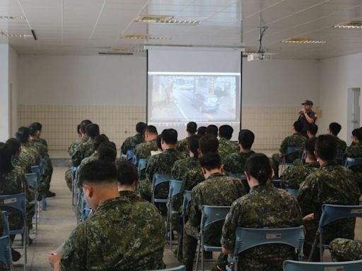 新城警走進軍營 加強國軍弟兄反詐及交安宣導觀念 | 蕃新聞