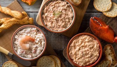 Give Your Seafood Dips Some Pizazz With This Classic Sauce