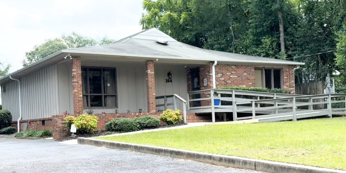 Aiken medical clinic adds new community garden for patients