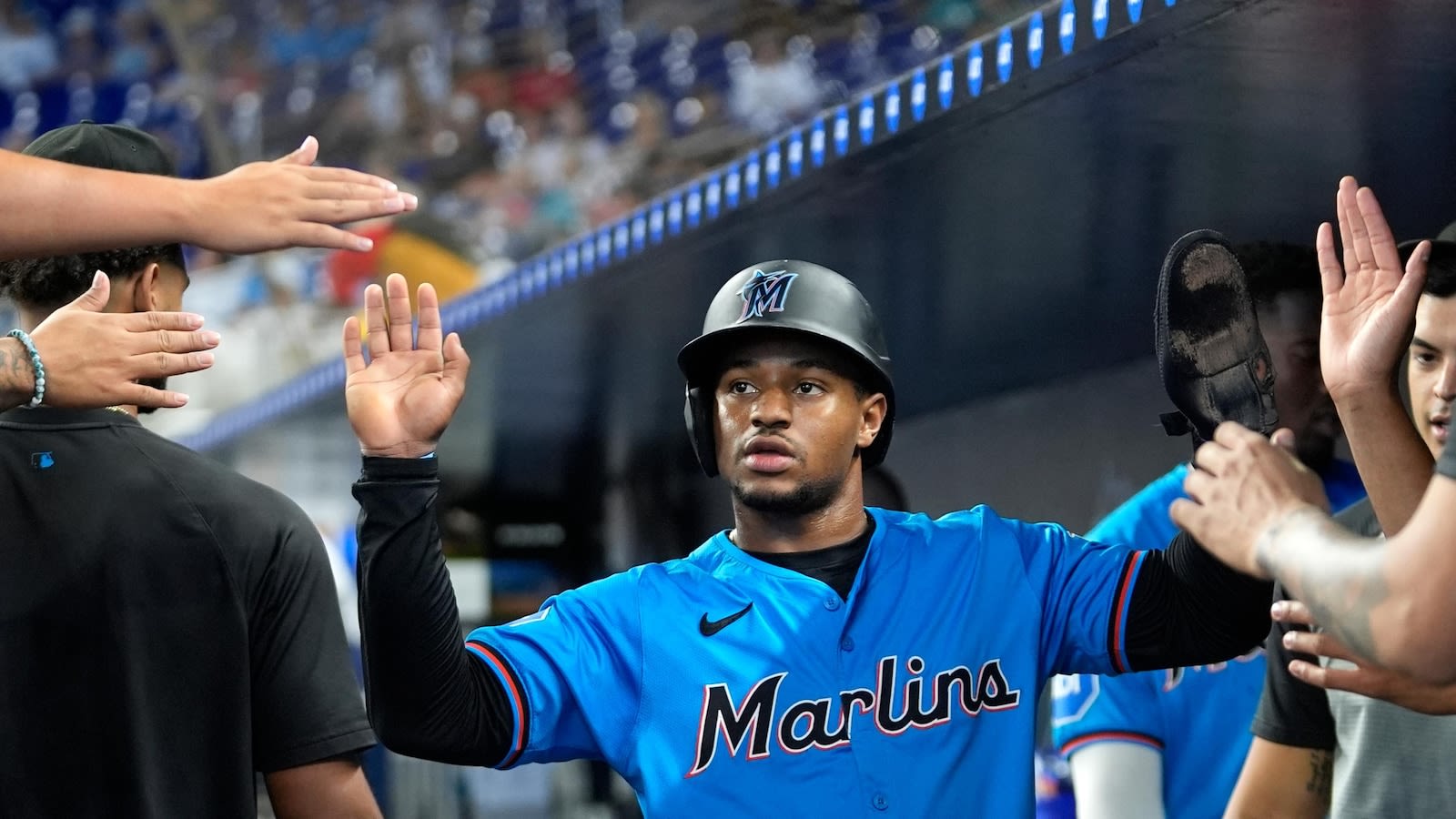 Burger homers for third straight game, Marlins win 7-6 to snap Padres' seven-game win streak