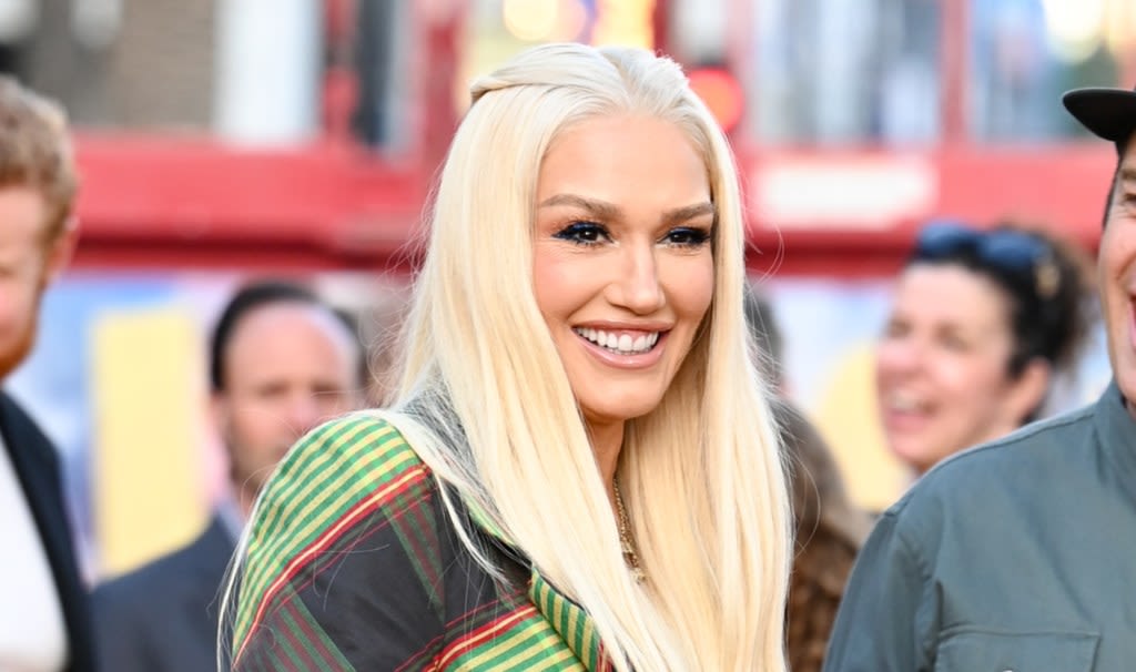 Gwen Stefani Gives Tartan a Punk Rock Edge in Vivienne Westwood With Blake Shelton at ‘The Fall Guy’ Red Carpet Premiere