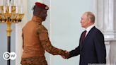 Rússia envia mais instrutores militares ao Burkina Faso – DW – 05/06/2024