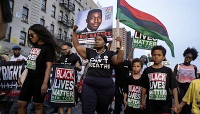 'I can't breathe': Eric Garner remembered on the 10th anniversary of his chokehold death